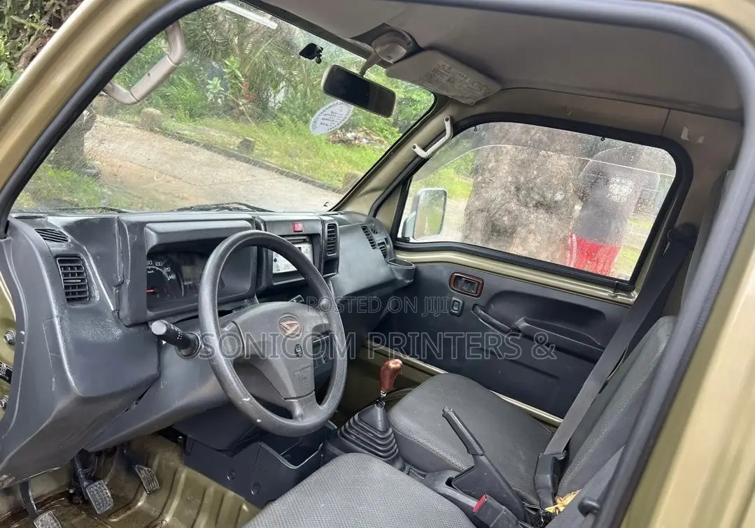 Daihatsu Hijet Mini Truck