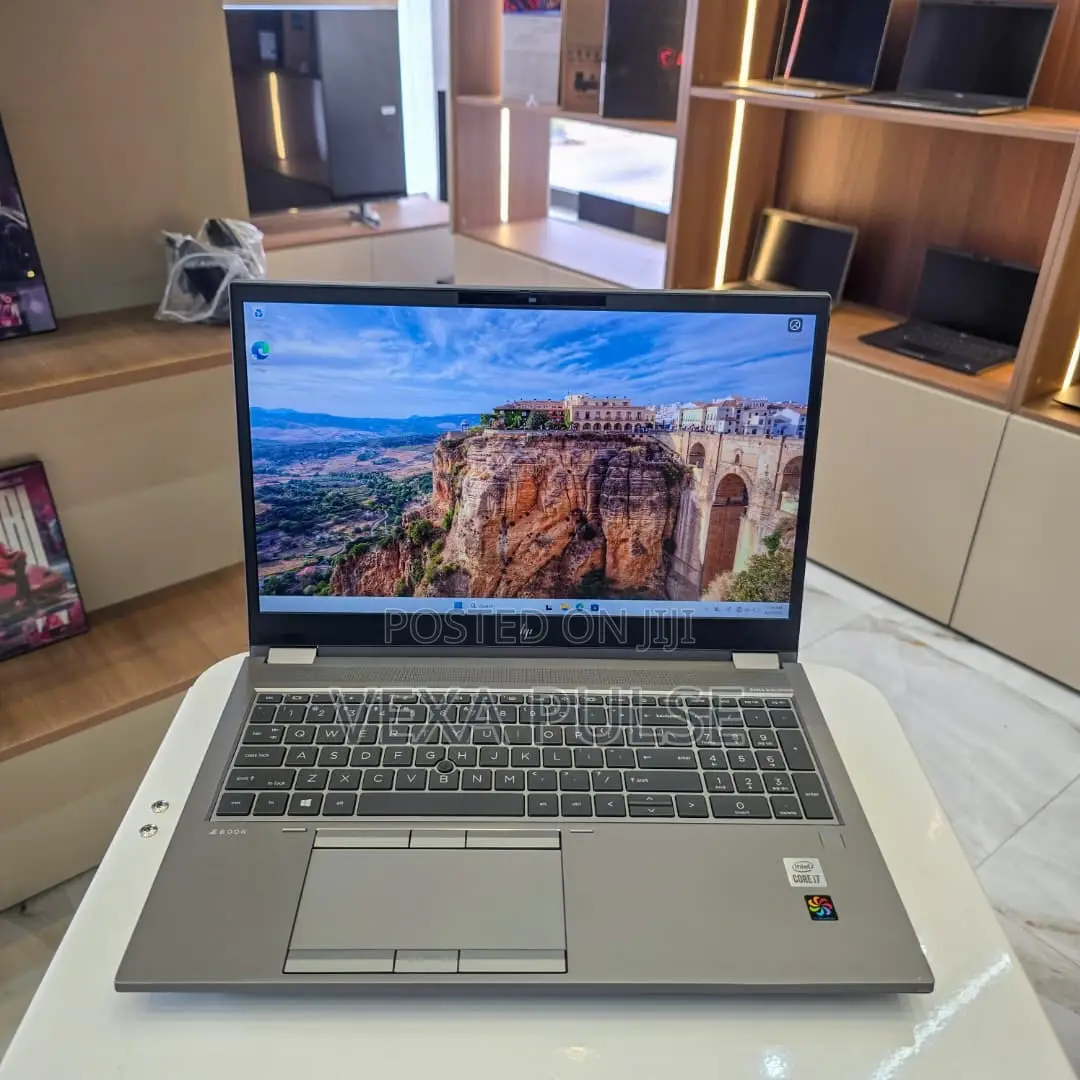 Laptop HP Zbook Fury 15 G7 16GB Intel Core i7 SSD 512GB
