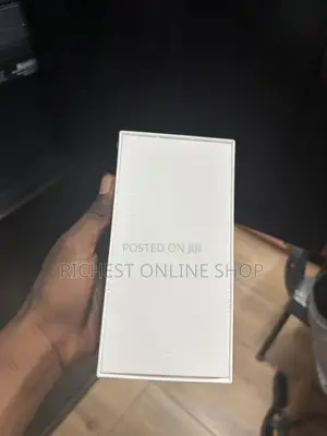 New Samsung Galaxy S20 FE 5G 128 GB Bronze