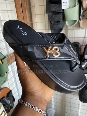 Gucci Slides