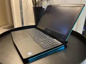 Laptop Alienware 17 R5 16GB Intel Core i7 SSHD (Hybrid) 1T