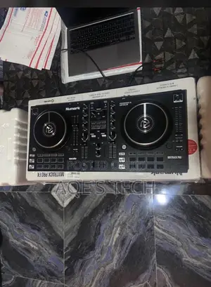 Numark Mixtrack Pro Fx