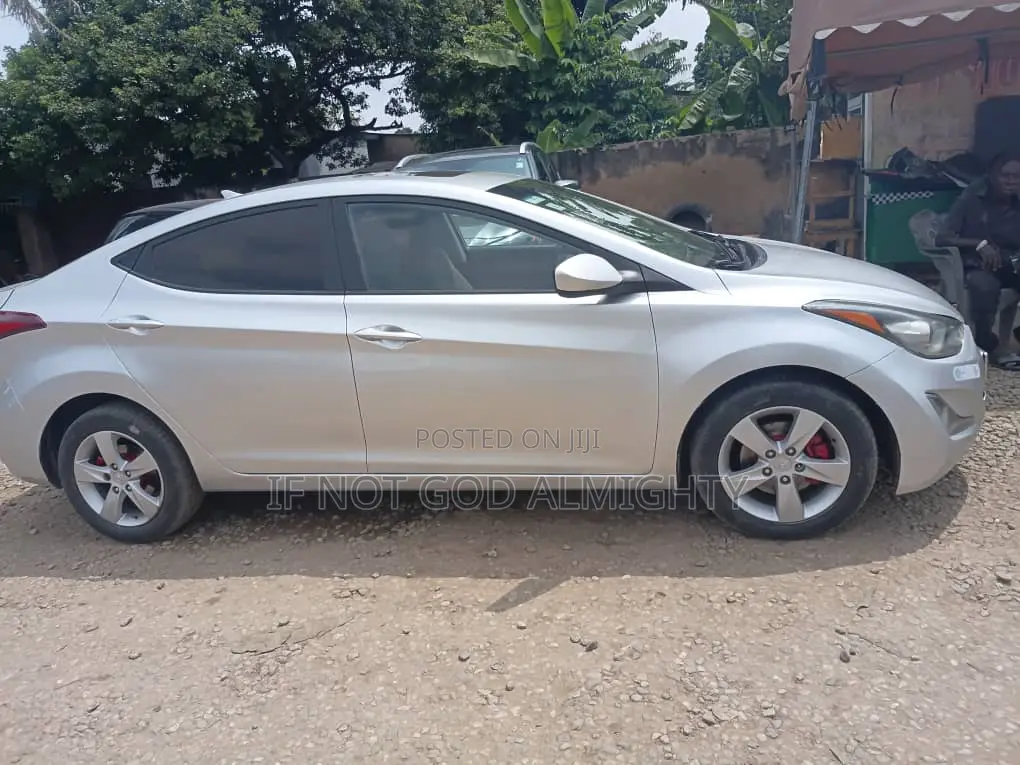 Hyundai Elantra 2014 Silver