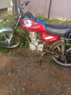 Royal RY125 2019 Red