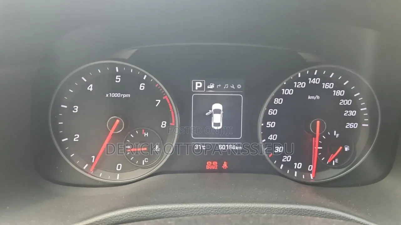 Hyundai Avante 2018 White