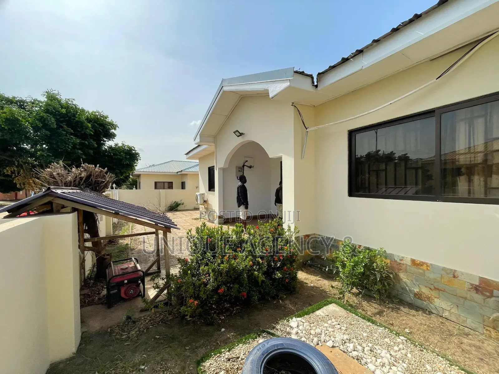 Furnished 3bdrm Bungalow in Community 25 for rent