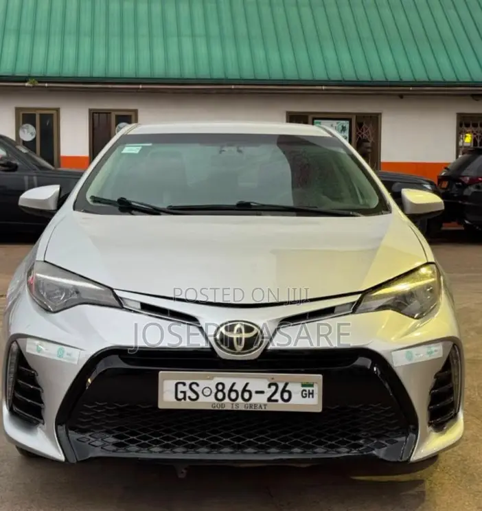Toyota Corolla 2017 Silver
