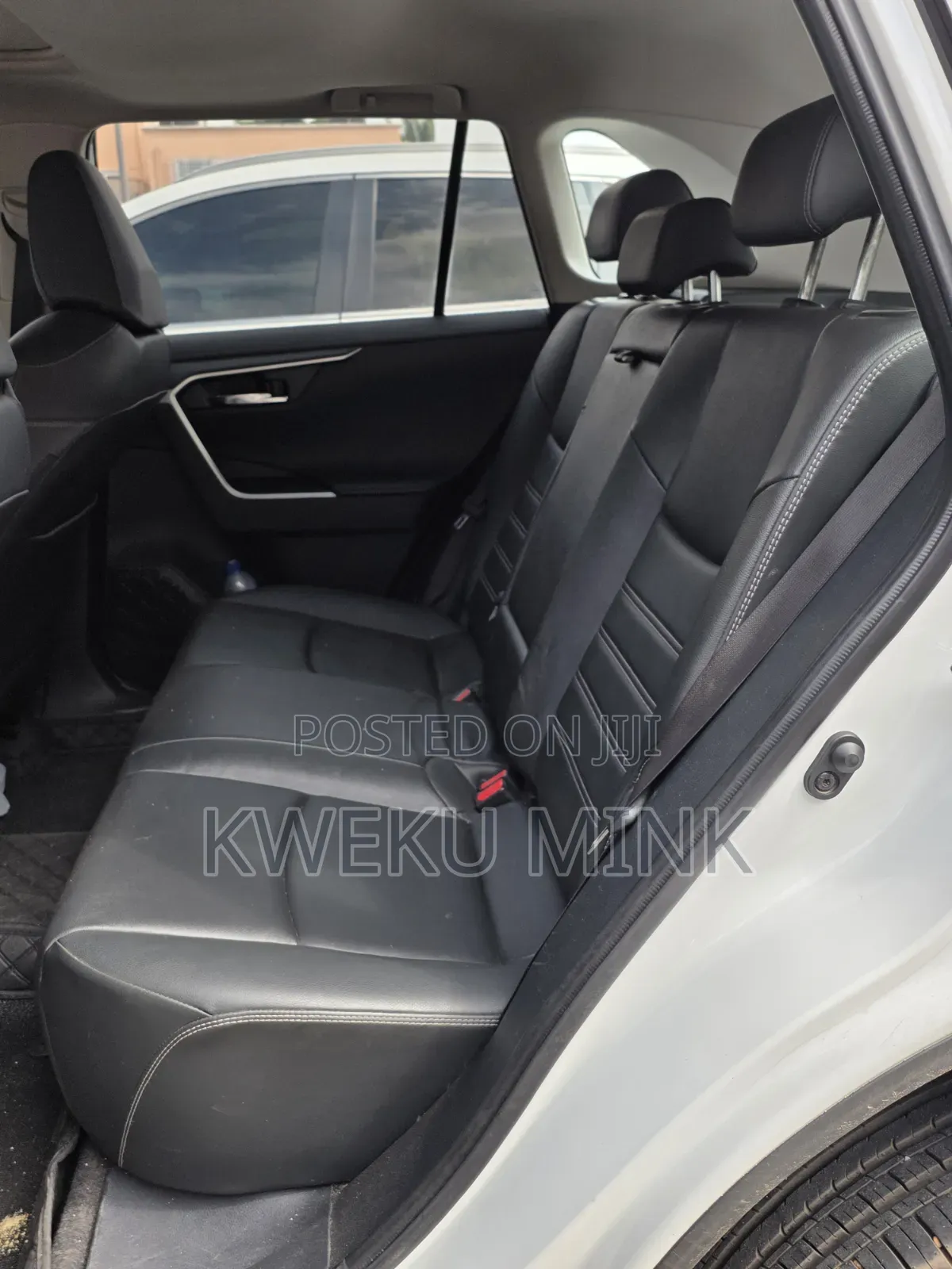 Toyota RAV4 2023 White