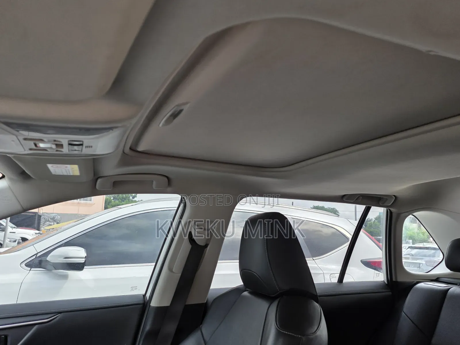 Toyota RAV4 2023 White