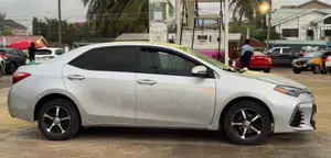 Toyota Corolla 2017 Silver