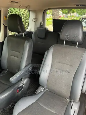 Toyota Voxy X L Edition 4WD 7-Seater 2013 Black