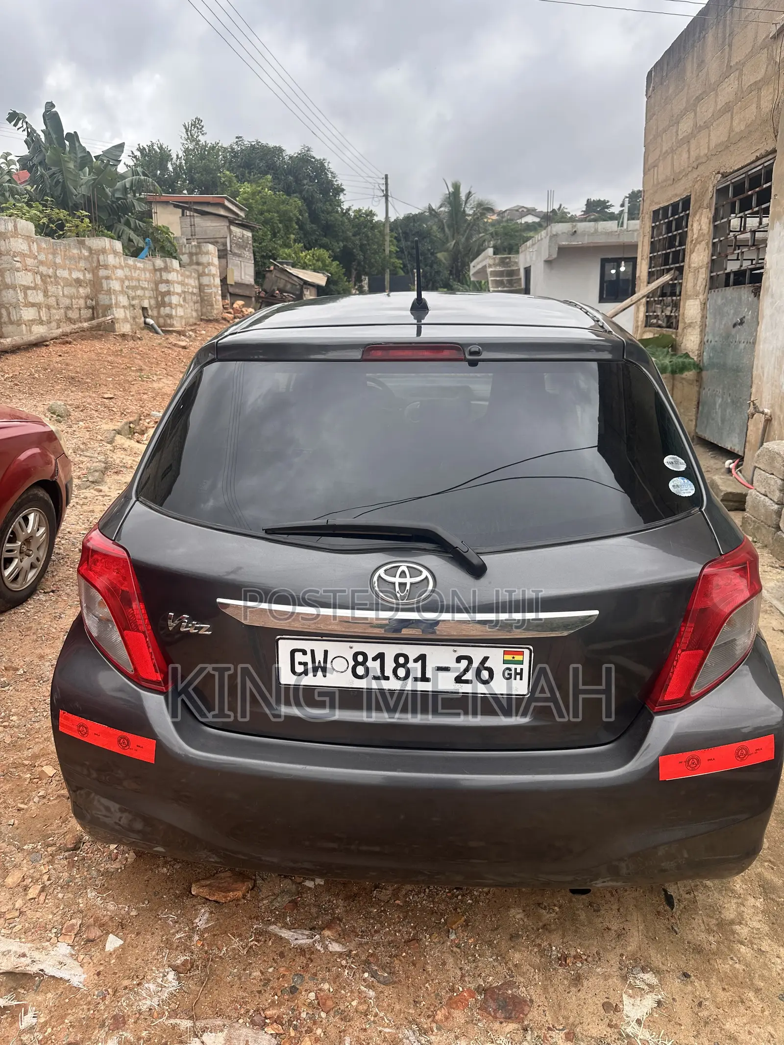 Toyota Vitz 1.3 AWD 3dr 2012 Black