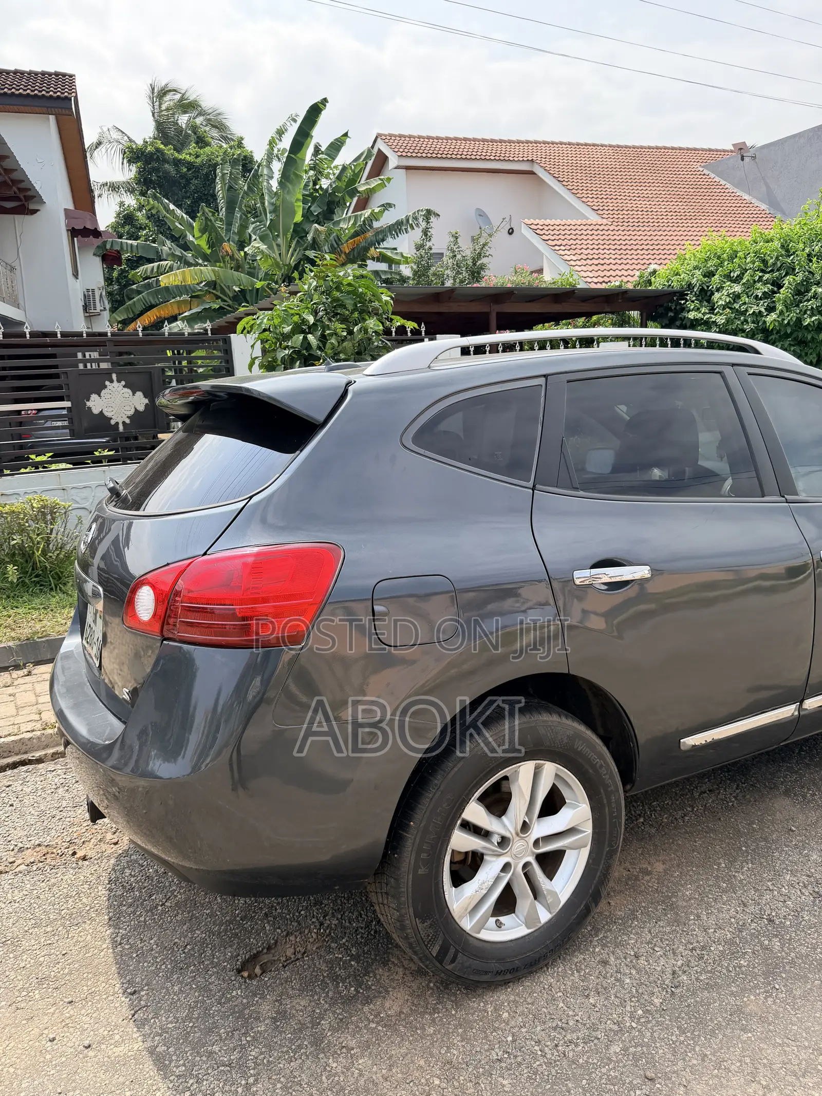 Nissan Rogue S 2012 Gray