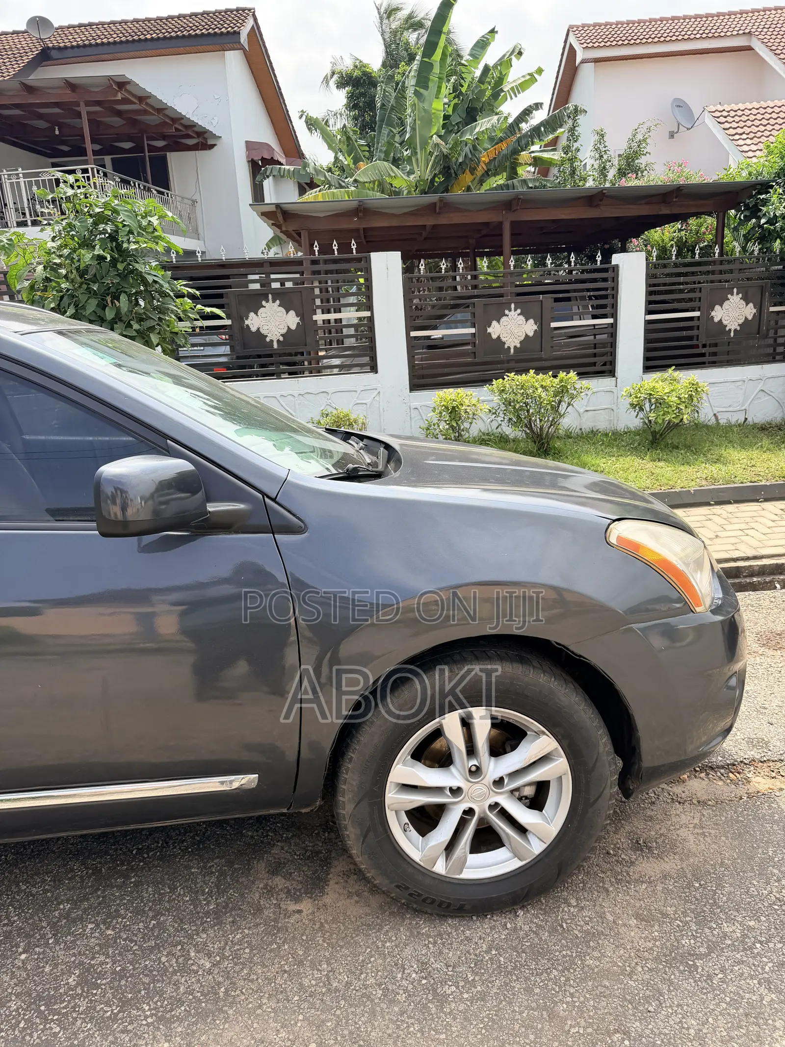 Nissan Rogue S 2012 Gray