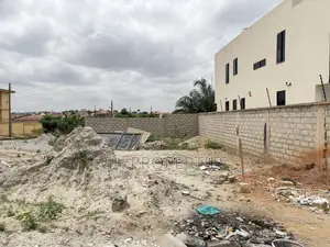 Half Plot for Sale at Santasi,Atasemanso.