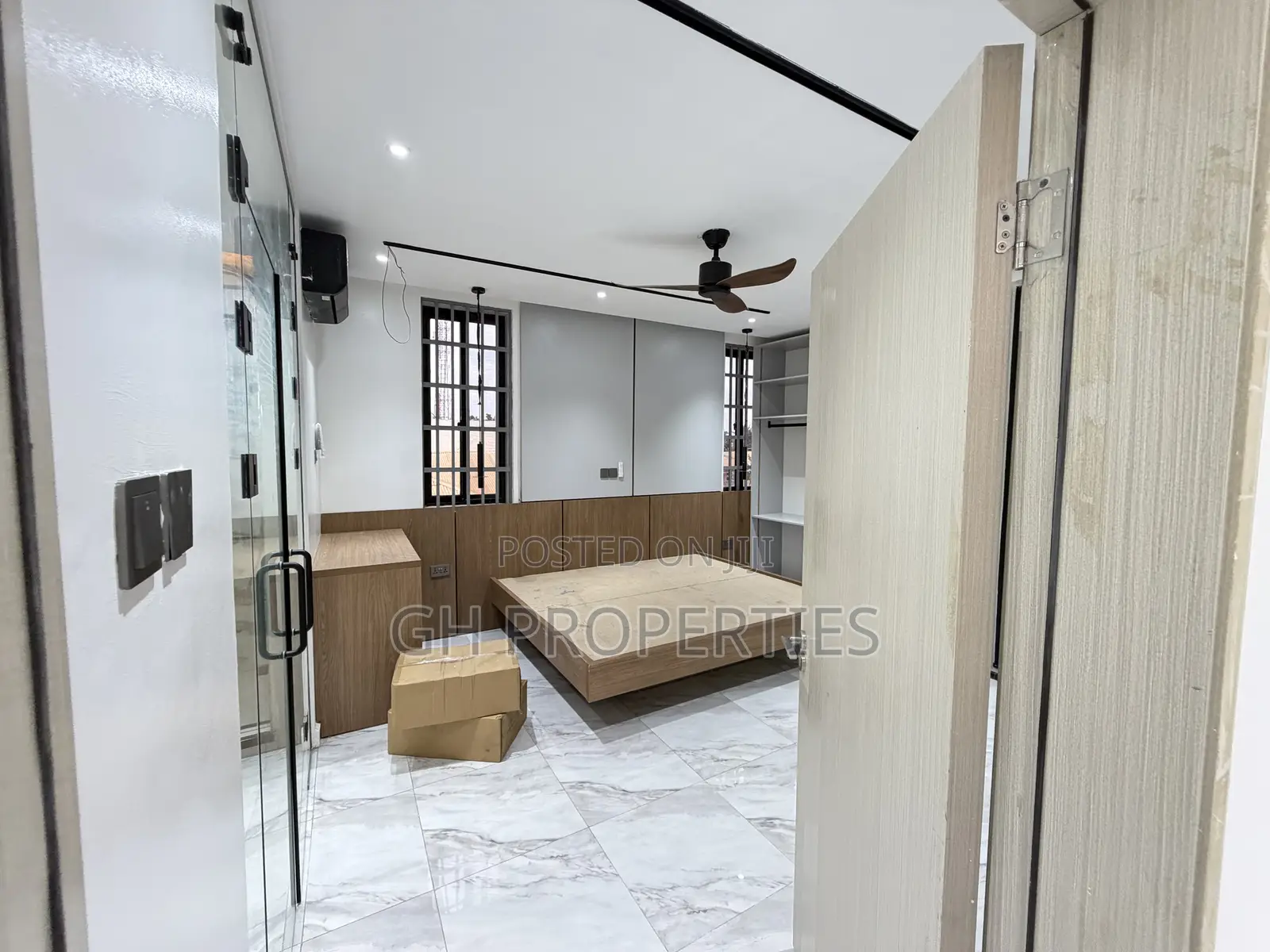 4bdrm Duplex in Atasemanso., Kumasi Metropolitan for sale