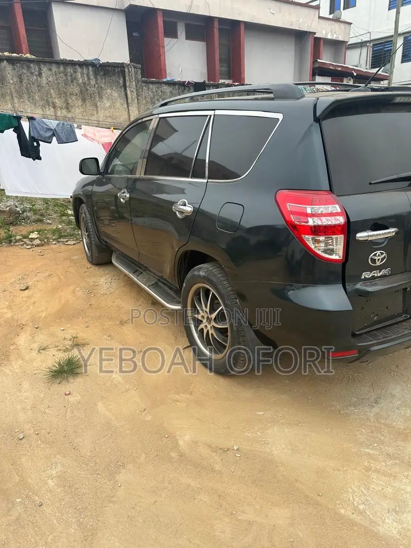 Toyota RAV4 LE AWD (2.5L 4cyl 6A) 2013 Green