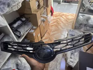 Toyota Corolla 2014, 2015, 2016, Top Grille Available