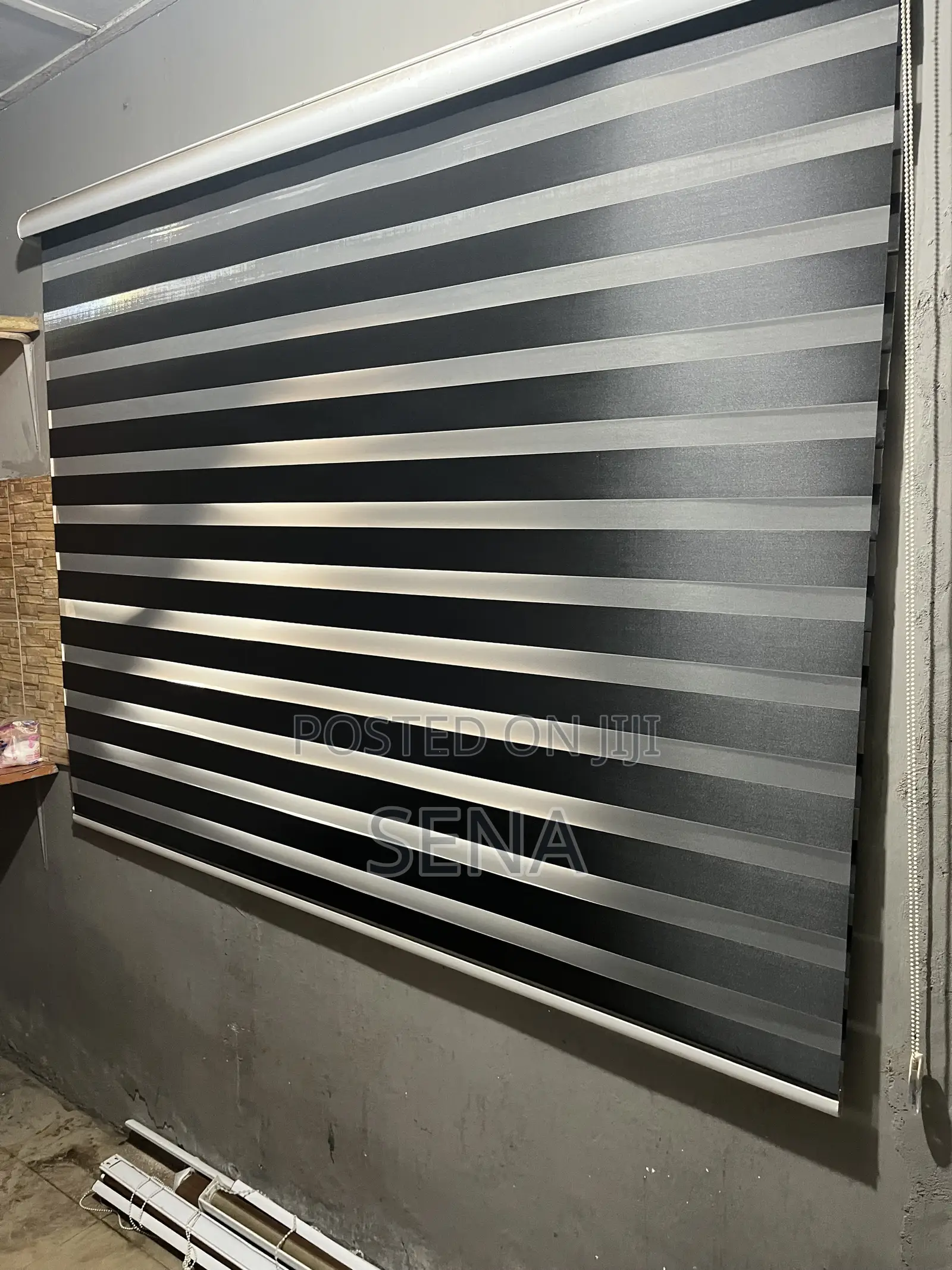 Window Blinds 6 Pieces All