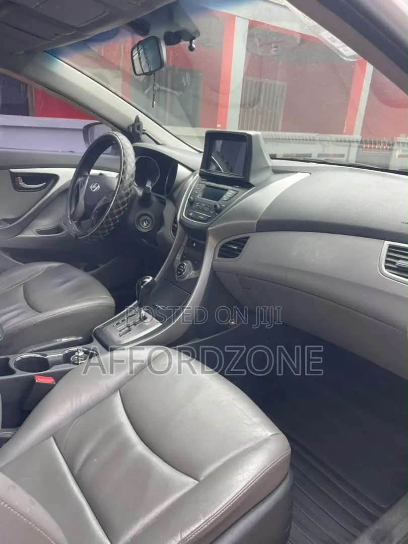 Hyundai Avante 2014 White