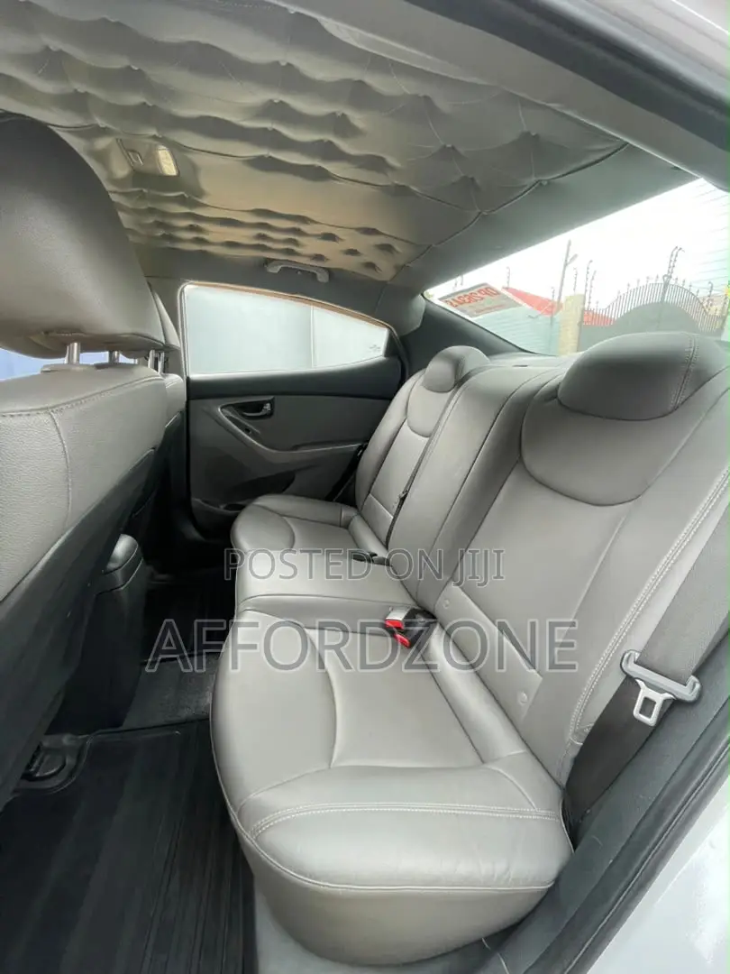 Hyundai Avante 2014 White