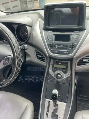 Hyundai Avante 2014 White