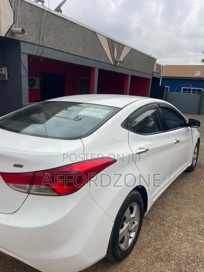 Hyundai Avante 2014 White