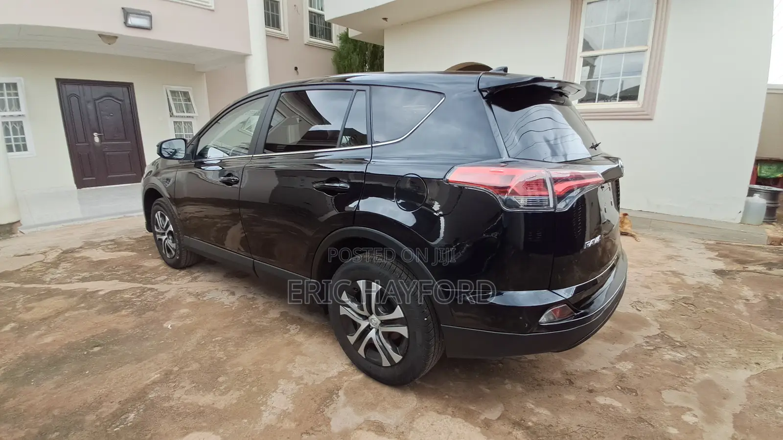Toyota RAV4 LE 4dr SUV AWD (2.5L 4cyl 6A) 2018 Black