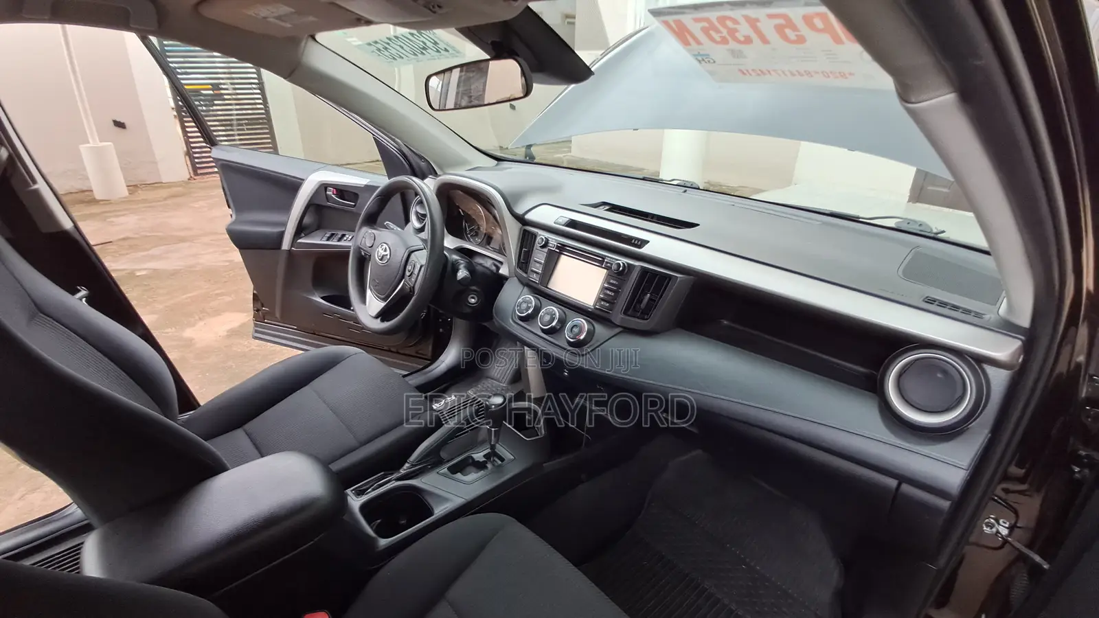 Toyota RAV4 LE 4dr SUV AWD (2.5L 4cyl 6A) 2018 Black