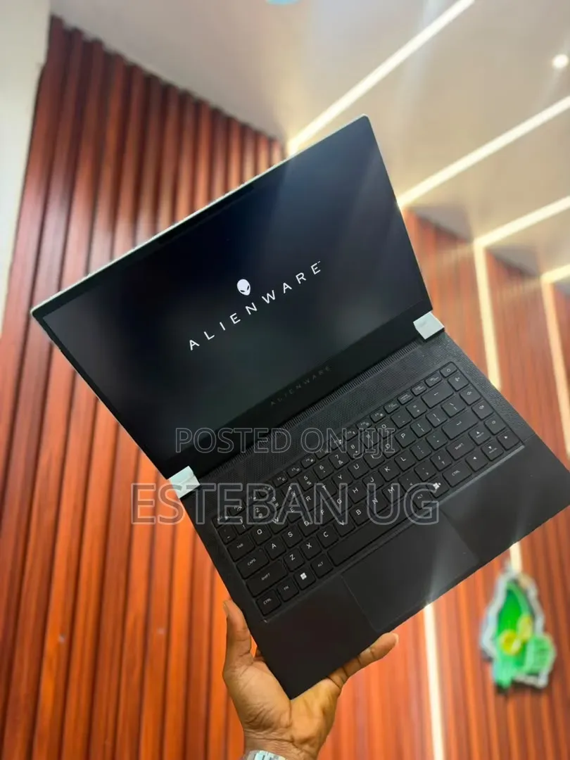 New Laptop Alienware X14 16GB Intel Core i7 SSD 512GB