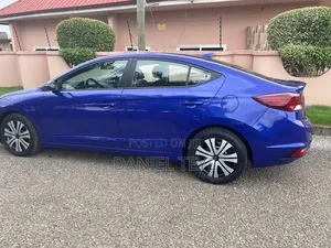 Hyundai Elantra 2019 Blue