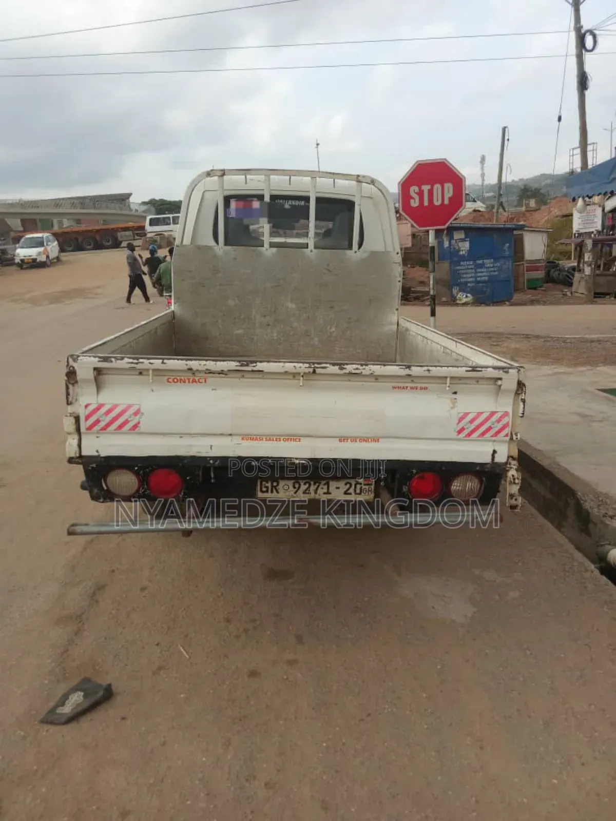 White Kia Bongo 3 Truck