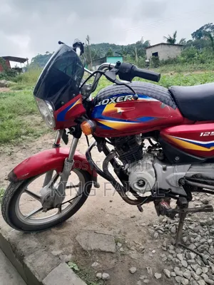 Bajaj Boxer 125 2023 Red