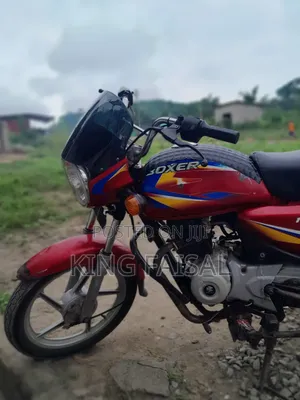 Bajaj Boxer 125 2023 Red
