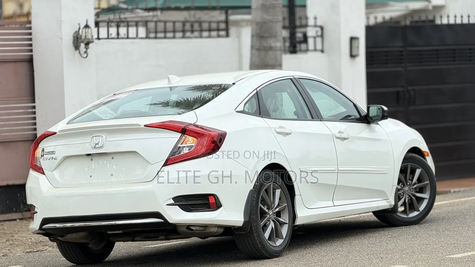 Honda Civic EX-L Sedan 2019 White