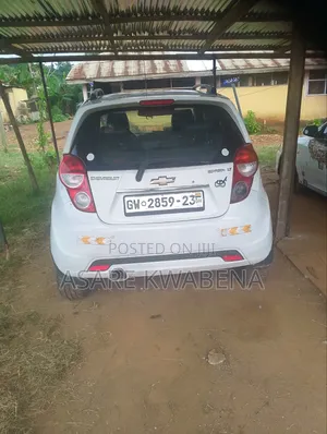 Chevrolet Spark 1LT 4dr Hatchback (1.2L 4cyl 5M) 2014 White