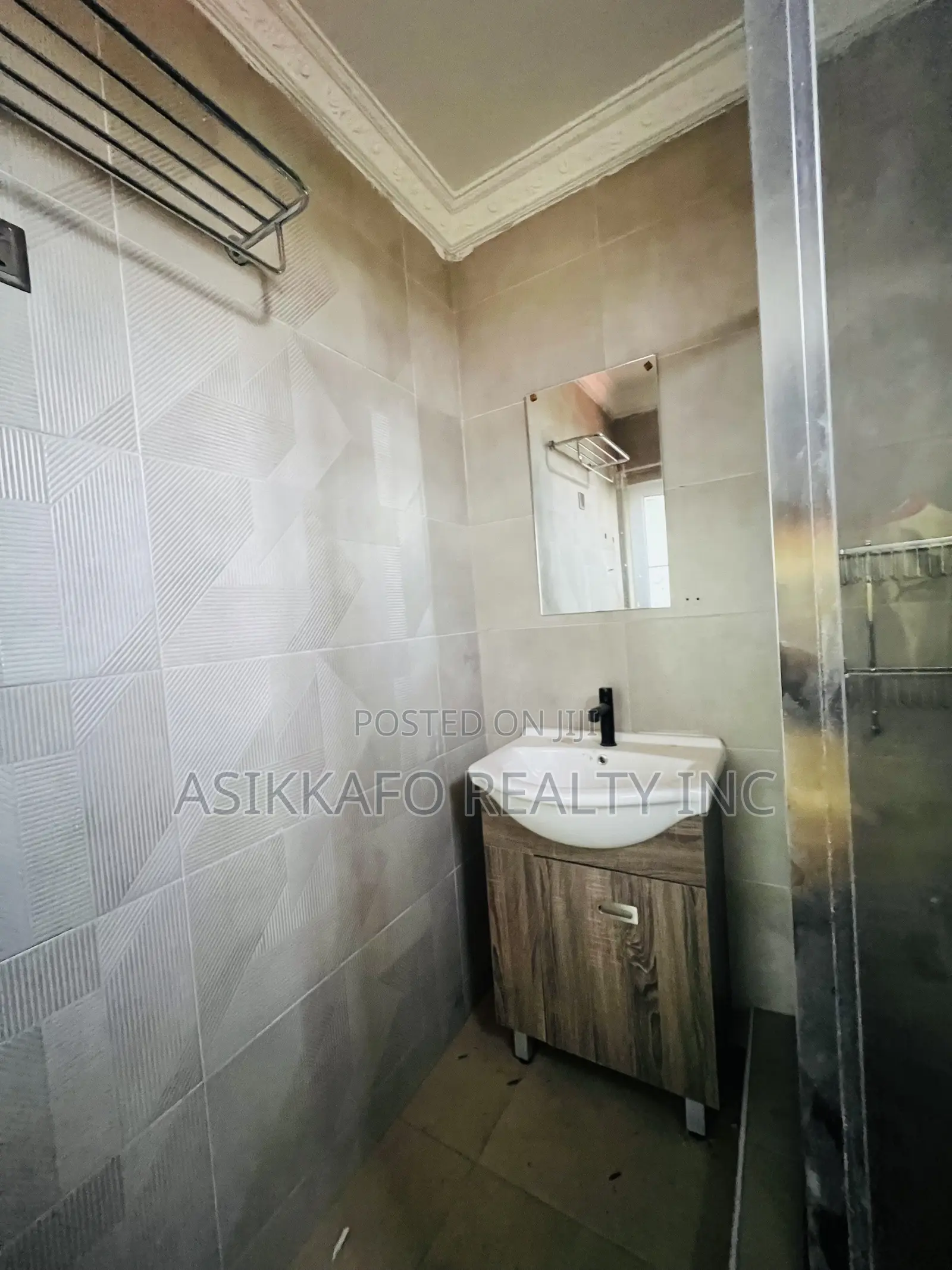 2bdrm Apartment in Baatsona, Spintex for rent