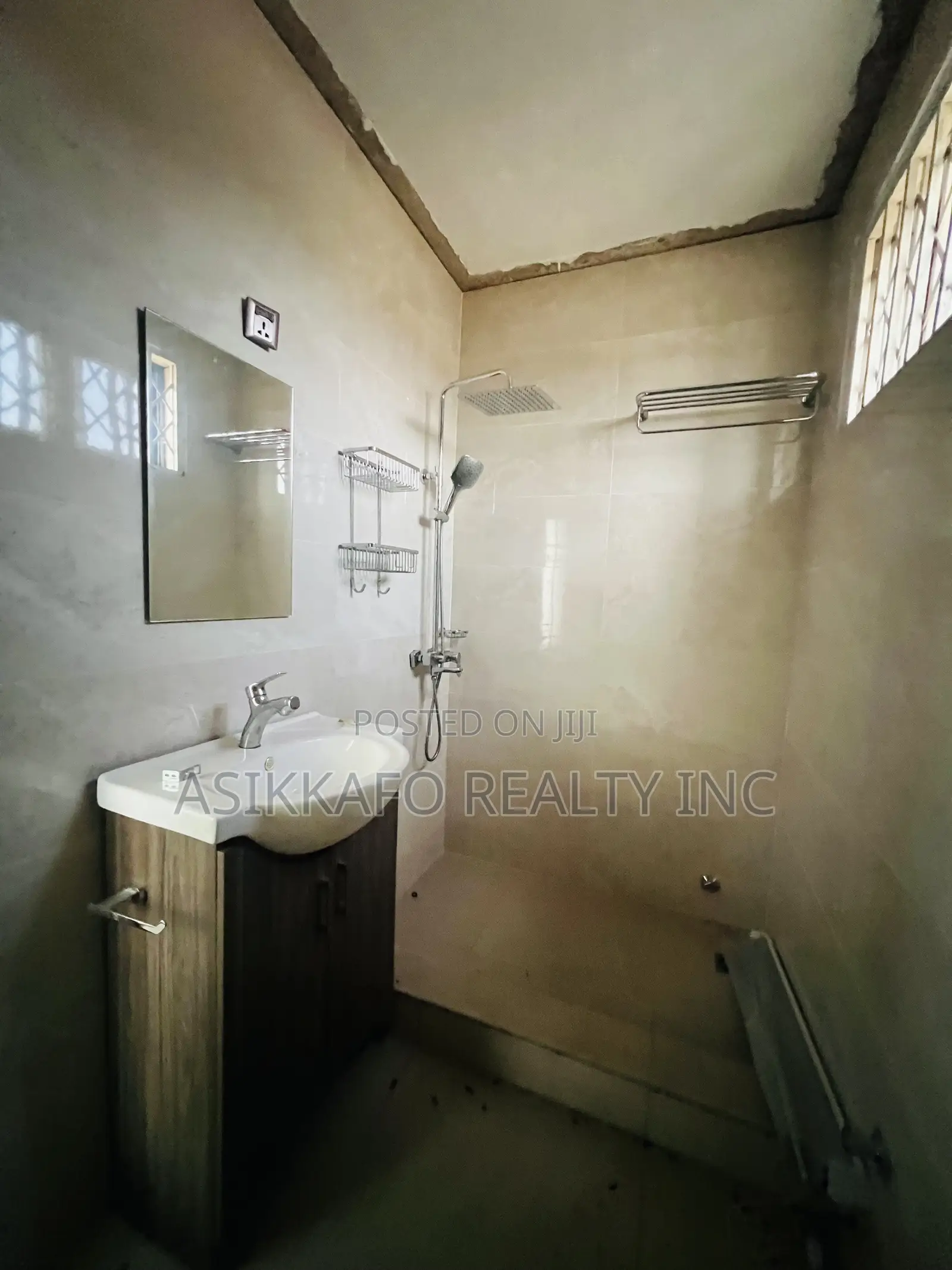 2bdrm Apartment in Baatsona, Spintex for rent