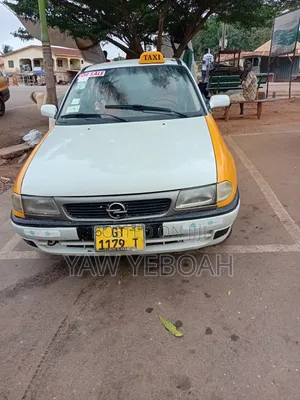 Opel Astra 1998 White