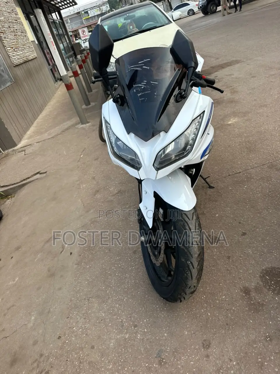 Kawasaki 2023 White