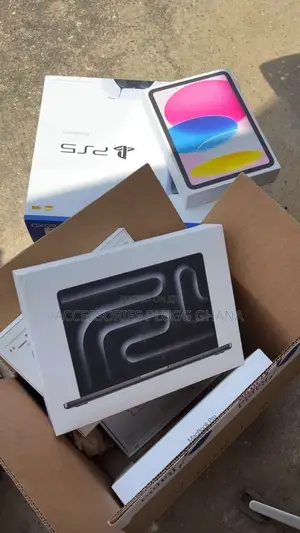 New Laptop Apple MacBook Pro 2025 M5 24GB Apple M5 SSD 1T