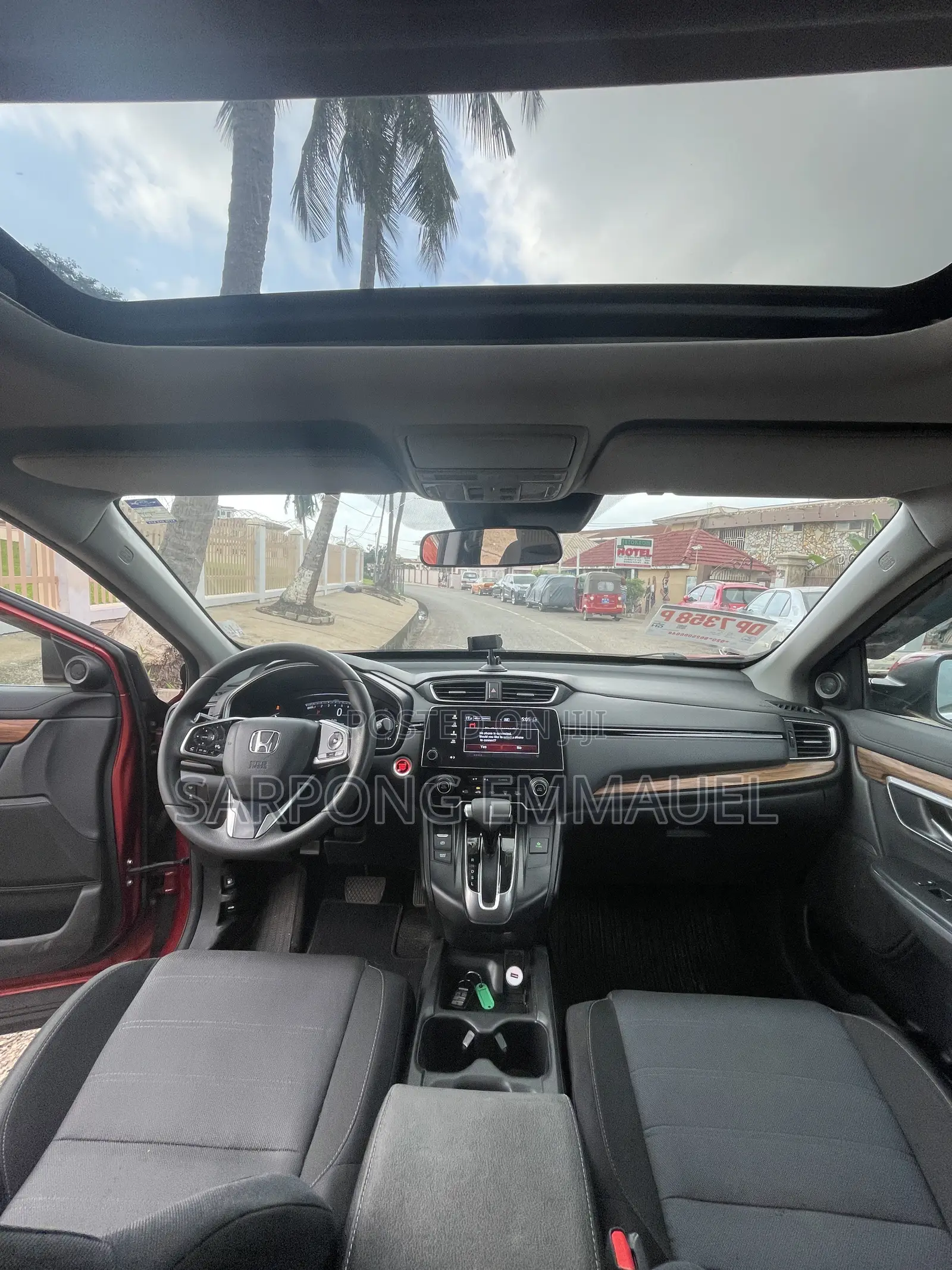 Honda CR-V 2019 Red