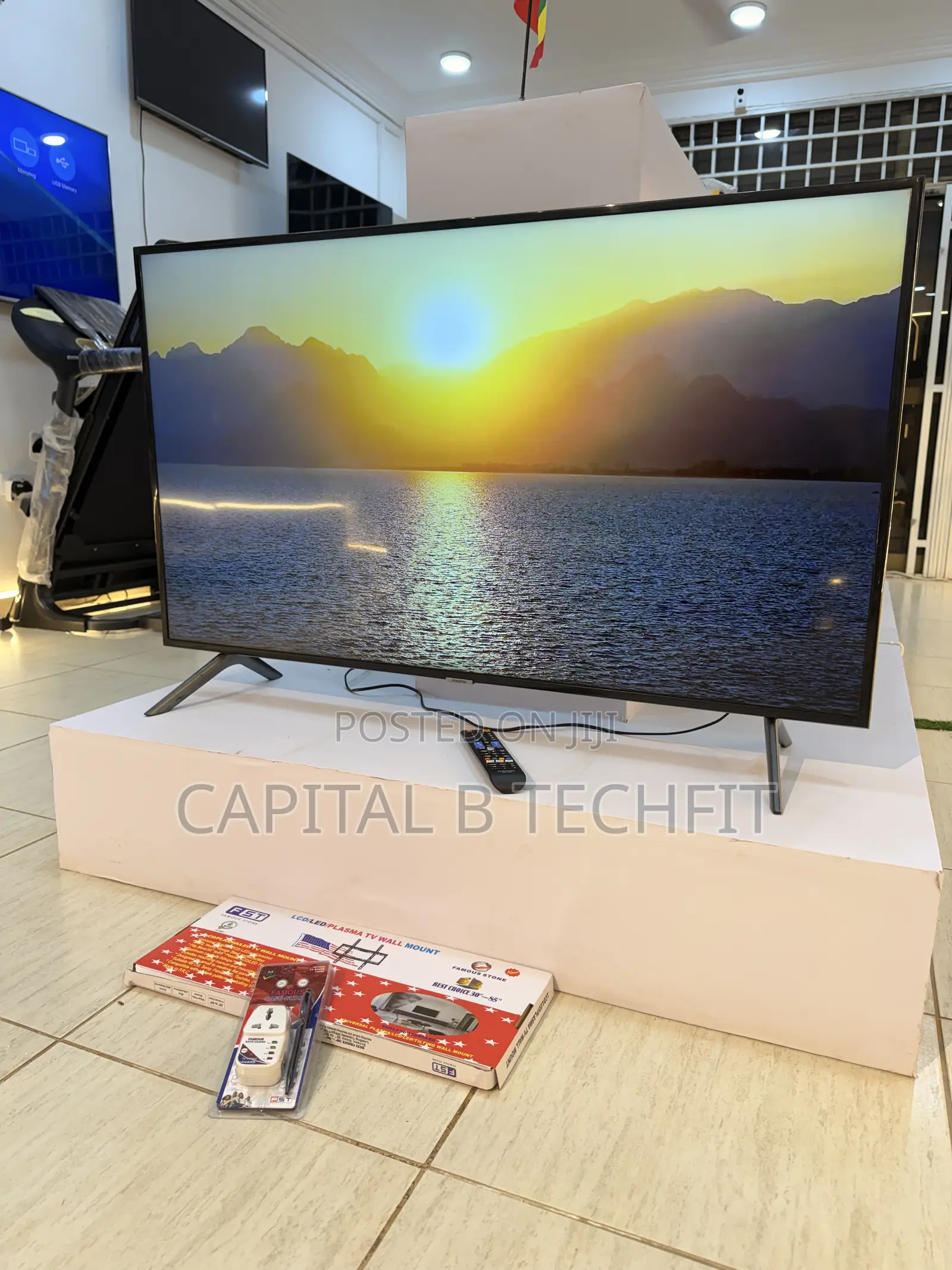 50inches Samsung UHD HDR SMAER Machine