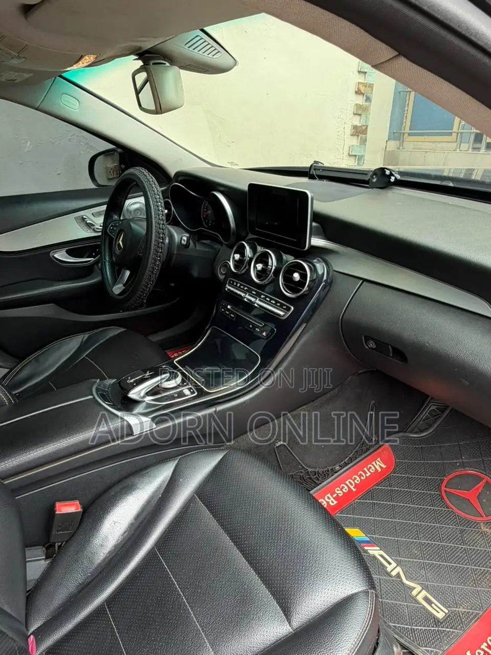 Mercedes-Benz C300 2018 Black