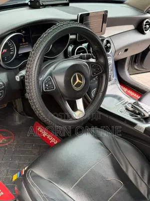 Mercedes-Benz C300 2018 Black