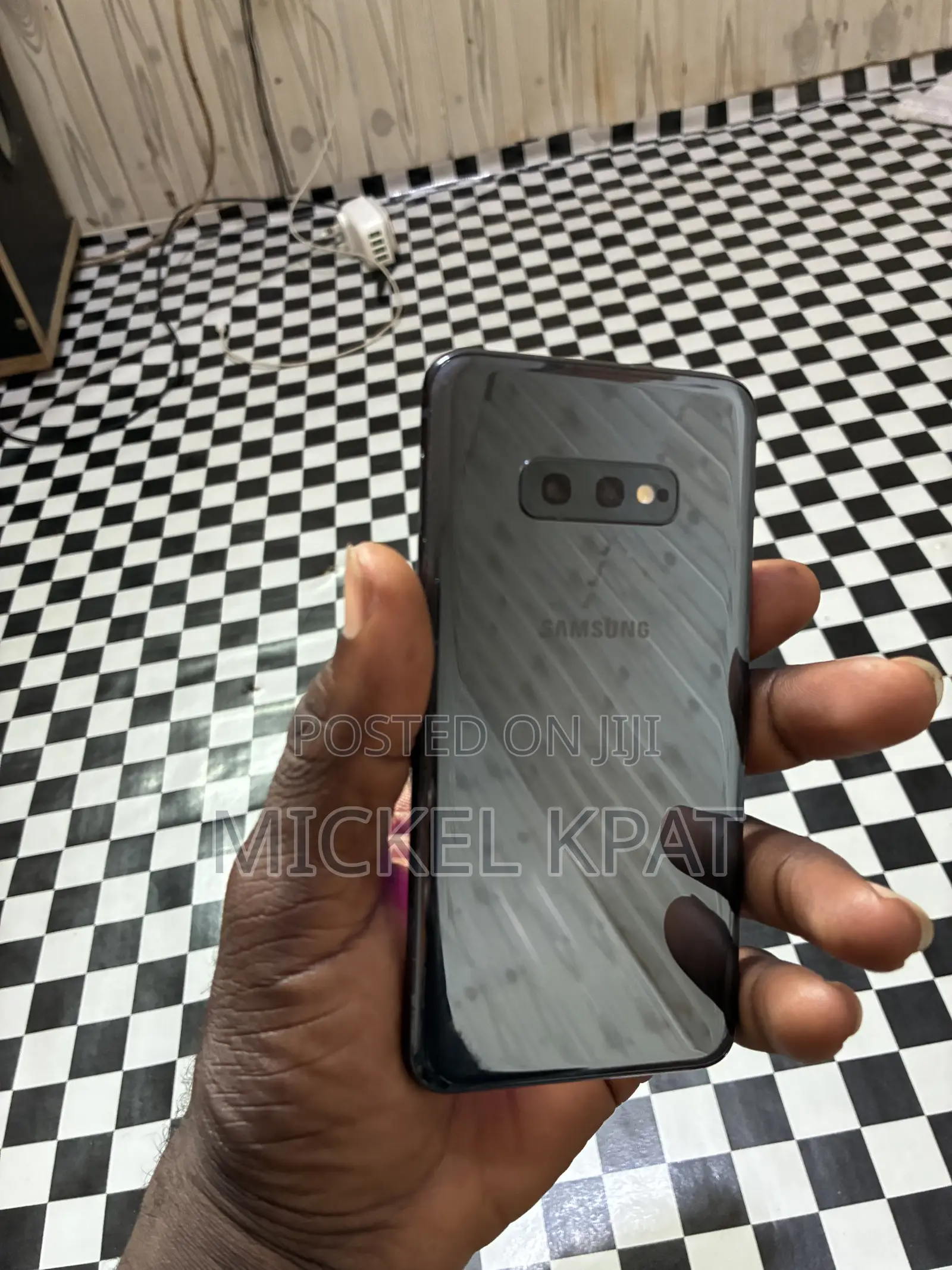 Samsung Galaxy S10e 128 GB Black