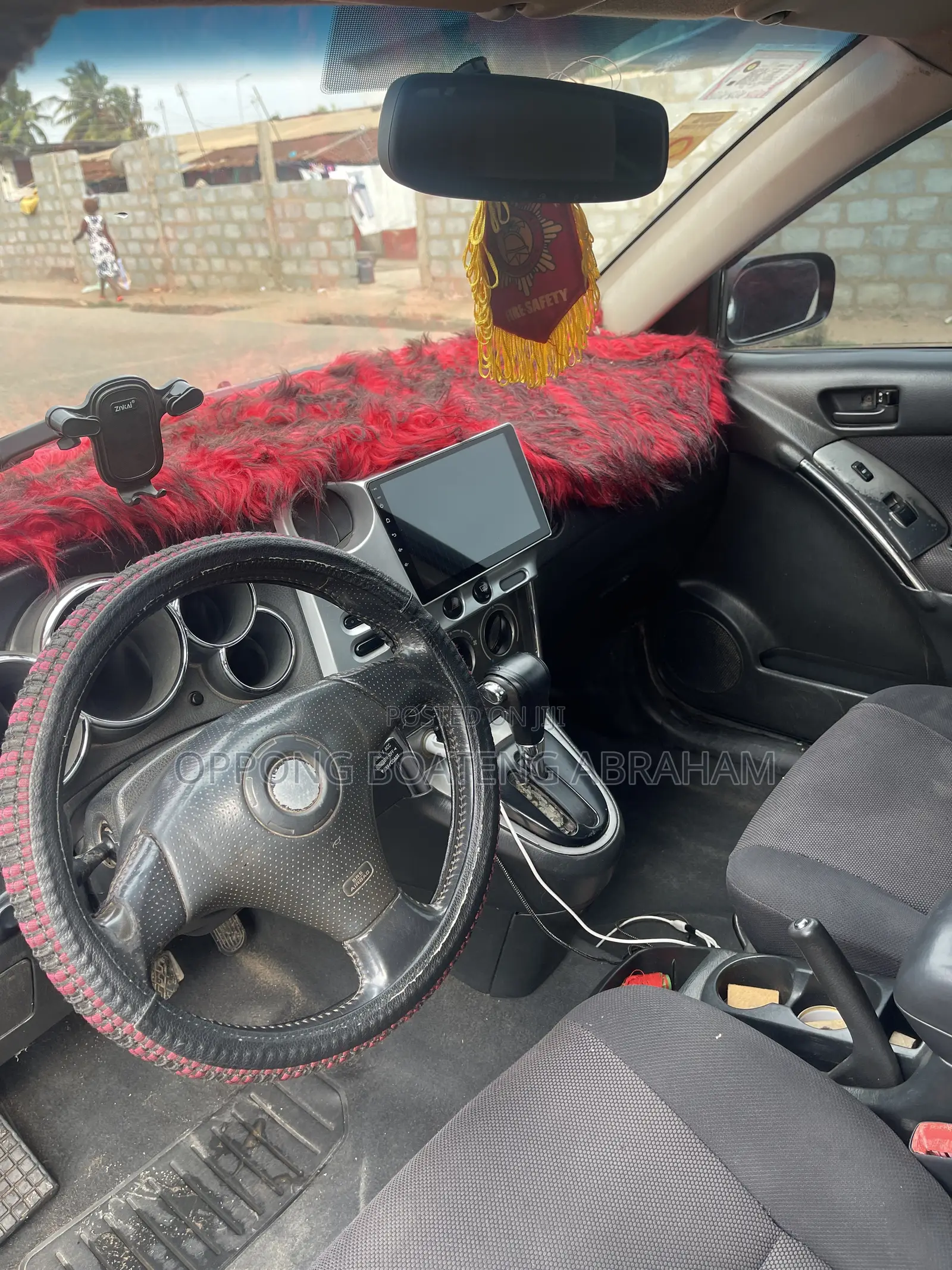 Toyota Matrix XR Hatchback FWD (1.8L 4cyl 4A) 2006 Black