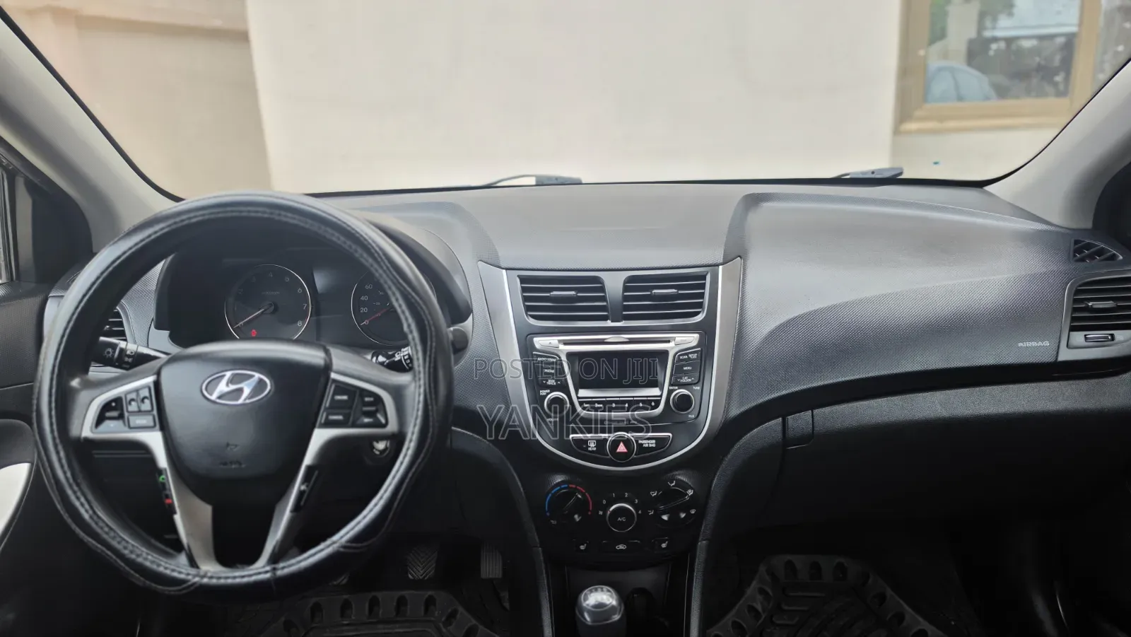 Hyundai Accent GS 4dr Hatchback (1.6L 4cyl 6A) 2015 Brown