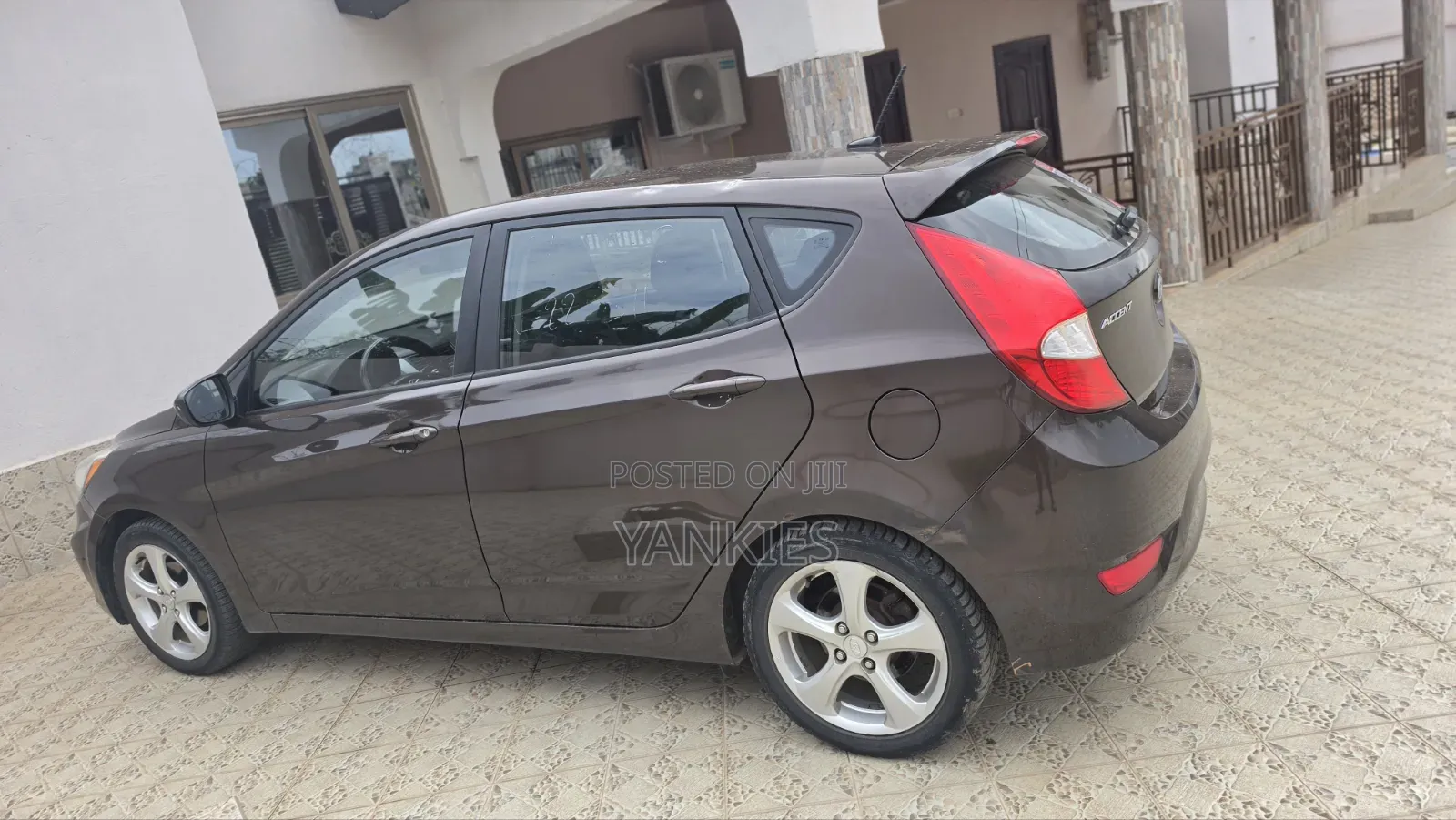 Hyundai Accent GS 4dr Hatchback (1.6L 4cyl 6A) 2015 Brown