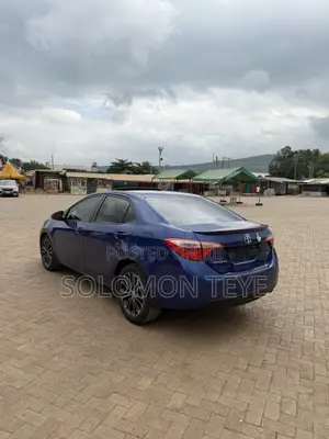 Toyota Corolla S 4dr Sedan (1.8L 4cyl CVT) 2014 Blue